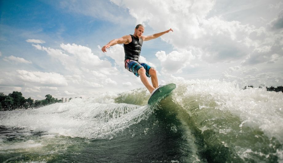 A Crash Course in Wakeboarding for Beginners