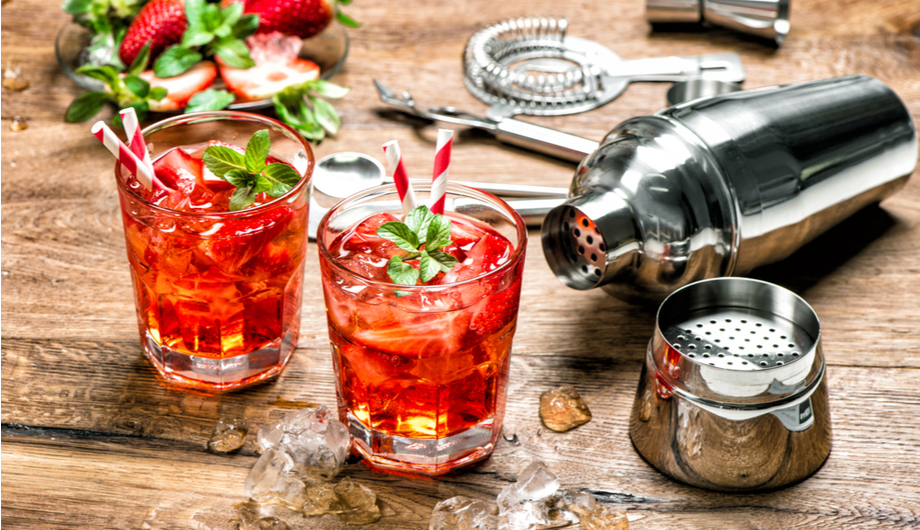 Cocktails Drinks Barman Strawberry